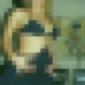 Philippine, 29 ans, dispo pour plan cul à Lécousse