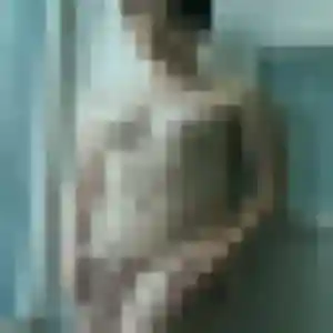 Photo de Esi à Les Achards (24 ans) - plan cul gratuit