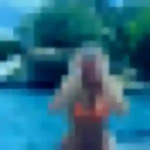 Brigitte, fille de 42 ans cherche plan cul à Les Authieux-sur-le-Port-Saint-Ouen