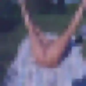 Hortense (28 ans) à Les Baux-de-Breteuil attend une rencontre ce soir