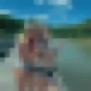 Maëva (22 ans) à Les Fougerêts attend une rencontre rapidement