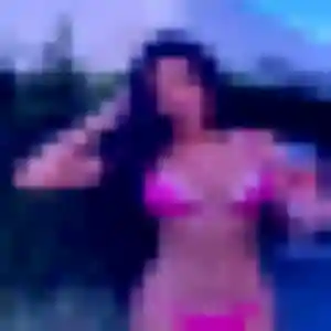 Mabinty, 35 ans, en ligne à Les Mesnuls pour une rencontre coquine