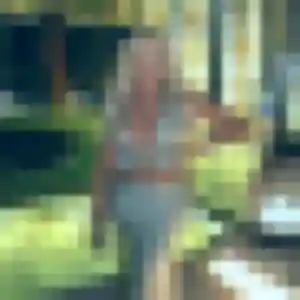 Photo de Irène à Les Moutiers-en-Retz (24 ans) - plan cul anonyme