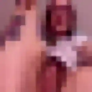 Photo privée de Amira, 26 ans à Les Pineaux - rencontre sans lendemain