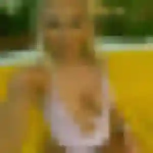 Photo privée de Ngozi, 35 ans à Les Premiers Sapins - rencontre coquine