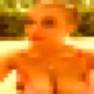 Gnilane, fille de 24 ans cherche plan cul à Les Vallées de la Vanne