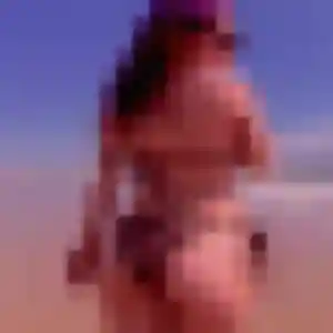 Contacte Yawa, 38 ans à Lesneven en privé