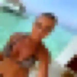 Découvre Aïcha, 34 ans à Locoal-Mendon gratuitement