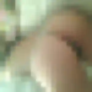 Afi (34 ans) à Lommoye attend une rencontre aujourd'hui