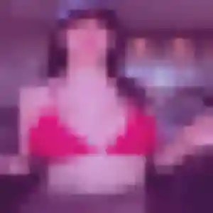 Mawusi de Longchamps, 28 ans - plan cul discret