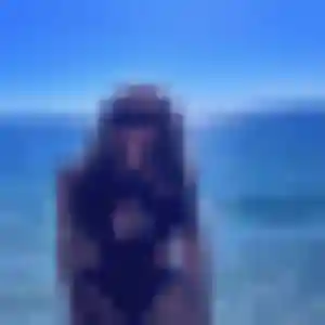 Photo privée de Oumou Kalsoum, 34 ans à Longnes - plan discret