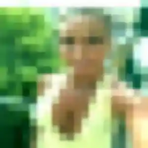 Photo de Naëlle à Luxeuil-les-Bains (43 ans) - plan cul anonyme