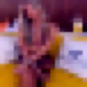 Sandy, 26 ans, connectée à Lyon pour un plan cul