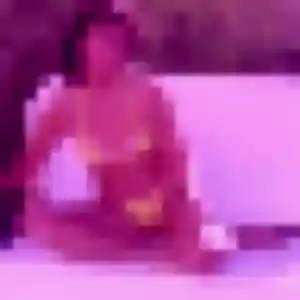 Toyin, 22 ans, dispo pour plan cul à Maizières