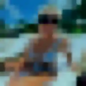 Rejoins Neneh, 37 ans à Manneville-la-Goupil en privé