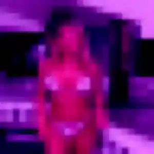 Profil de Oumou à Marcilly-le-Hayer (33 ans) - plan cul discret