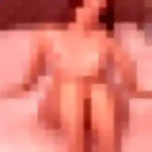 Photo de Oumou Kalsoum à Marigny-Le-Lozon (31 ans) - plan cul anonyme