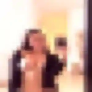 Photo de Selbé à Marnes-la-Coquette (31 ans) - plan cul anonyme