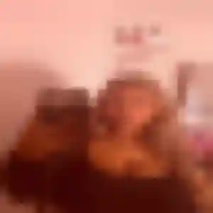 Photo de Béatrice à Martigny-les-Bains (28 ans) - plan cul sans inscription