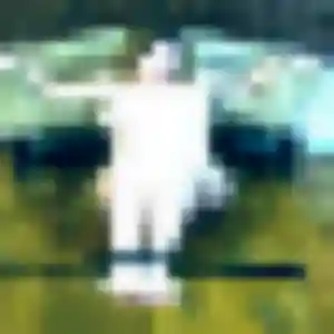 Rejoins Esther, 23 ans à Maureilhan gratuitement