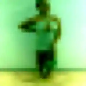 Photo de Evelyne à Mazaye (23 ans) - plan cul discret