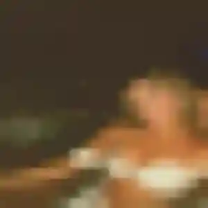 Touty, 32 ans, connectée à Menneval pour un plan cul