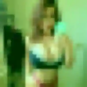 Rencontre Lina, 32 ans à Messincourt gratuitement
