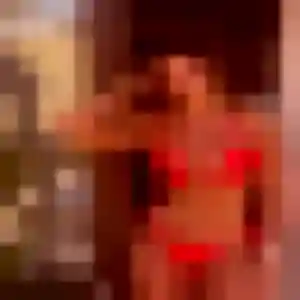 Henriette, 31 ans, connectée à Meyreuil pour une rencontre coquine