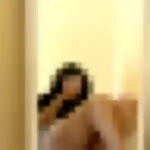 Astou, 29 ans, en ligne à Mézos pour une rencontre coquine