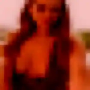 Constance, 23 ans, en ligne à Moncrabeau pour un plan cul