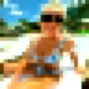 plan cul à Mont-Dore : photo de Neneh, 34 ans - accès libre