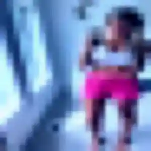 Photo exclusive de Titilayo, 27 ans à Montagnac-sur-Auvignon - plan discret