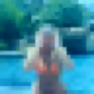 Djeneba, 31 ans, connectée à Montaigut-en-Combraille pour une rencontre coquine