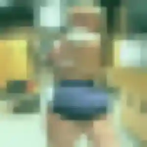 Photo de Axelle à Montréal-la-Cluse (33 ans) - plan cul anonyme