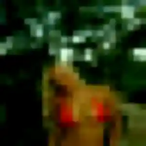 Photo sexy de Titilayo, 26 ans à Montréverd - rencontre sans lendemain