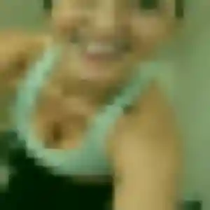 Mariame, 28 ans, connectée à Morannes sur Sarthe-Daumeray pour une rencontre coquine