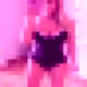 Adélaïde, 22 ans, dispo pour plan cul à Mortagne-au-Perche
