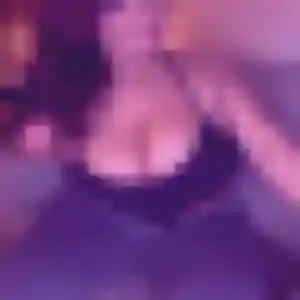 Charmante Inès, 24 ans à Mouthiers-sur-Boëme - découvrir son profil