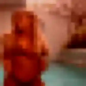 Photo privée de Stella, 35 ans à Nailly - plan discret