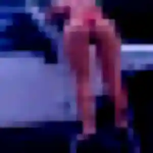 Contacte Quetsia, 25 ans à Nanteuil-en-Vallée en privé