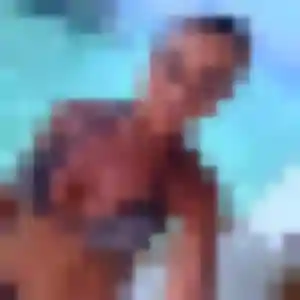 Rejoins Keza, 26 ans à Nantua en privé