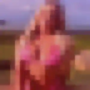 Josiane, femme de 32 ans cherche plan cul à Naujan-et-Postiac