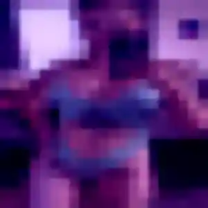 Contacte Farida, 38 ans à Nay gratuitement