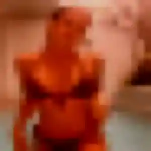 Adjoua, 36 ans, dispo pour plan cul à Neufchâtel-en-Saosnois