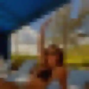 plan cul à Neufgrange : profil de Michèle, 23 ans - accès libre