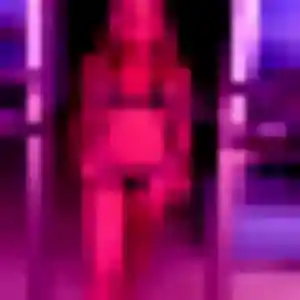Rejoins Takha, 30 ans à Neuillay-les-Bois en privé
