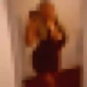 Rejoins Ophélie, 28 ans à Neuillé en privé