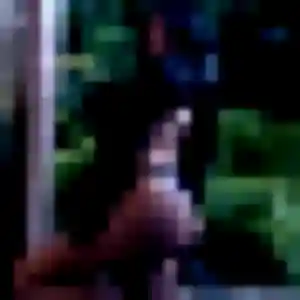 Célestine, femme de 22 ans veut plan cul à Neuville-sur-Brenne