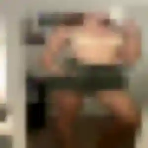 Shérazade, 27 ans, connectée à Neuville-sur-Escaut pour une rencontre coquine