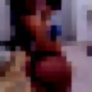 Rejoins Nogaye, 31 ans à Neuville-sur-Saône en privé